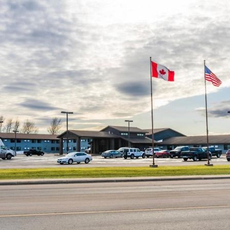 The Patch Lodge Warroad Bagian luar foto