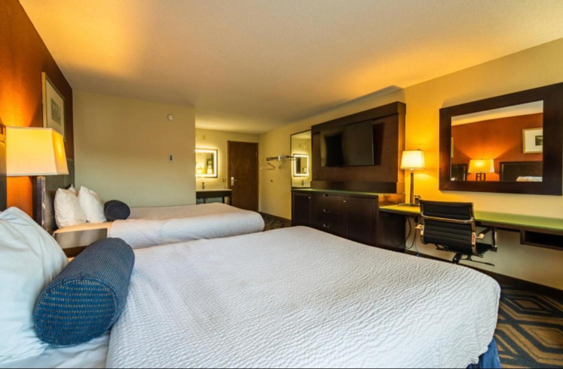 The Patch Lodge Warroad Bagian luar foto