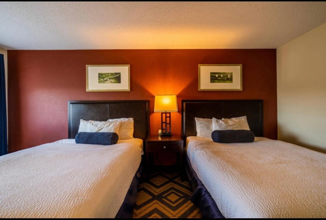 The Patch Lodge Warroad Bagian luar foto